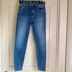 Kut donna high rise ankle skinny Jean size 2